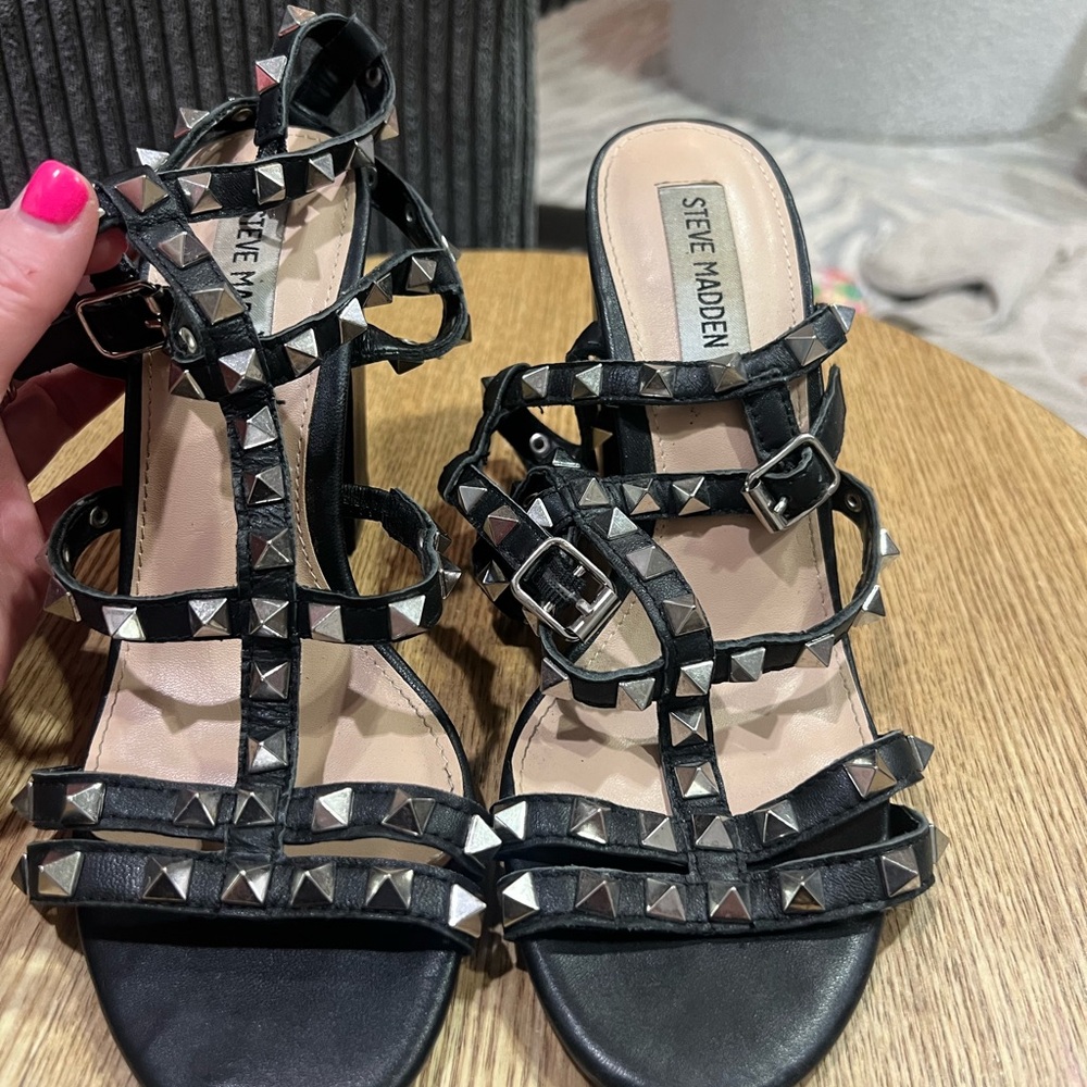 Steve Madden Stardom Black Studded Women's Sandals - Picture 9 of 9